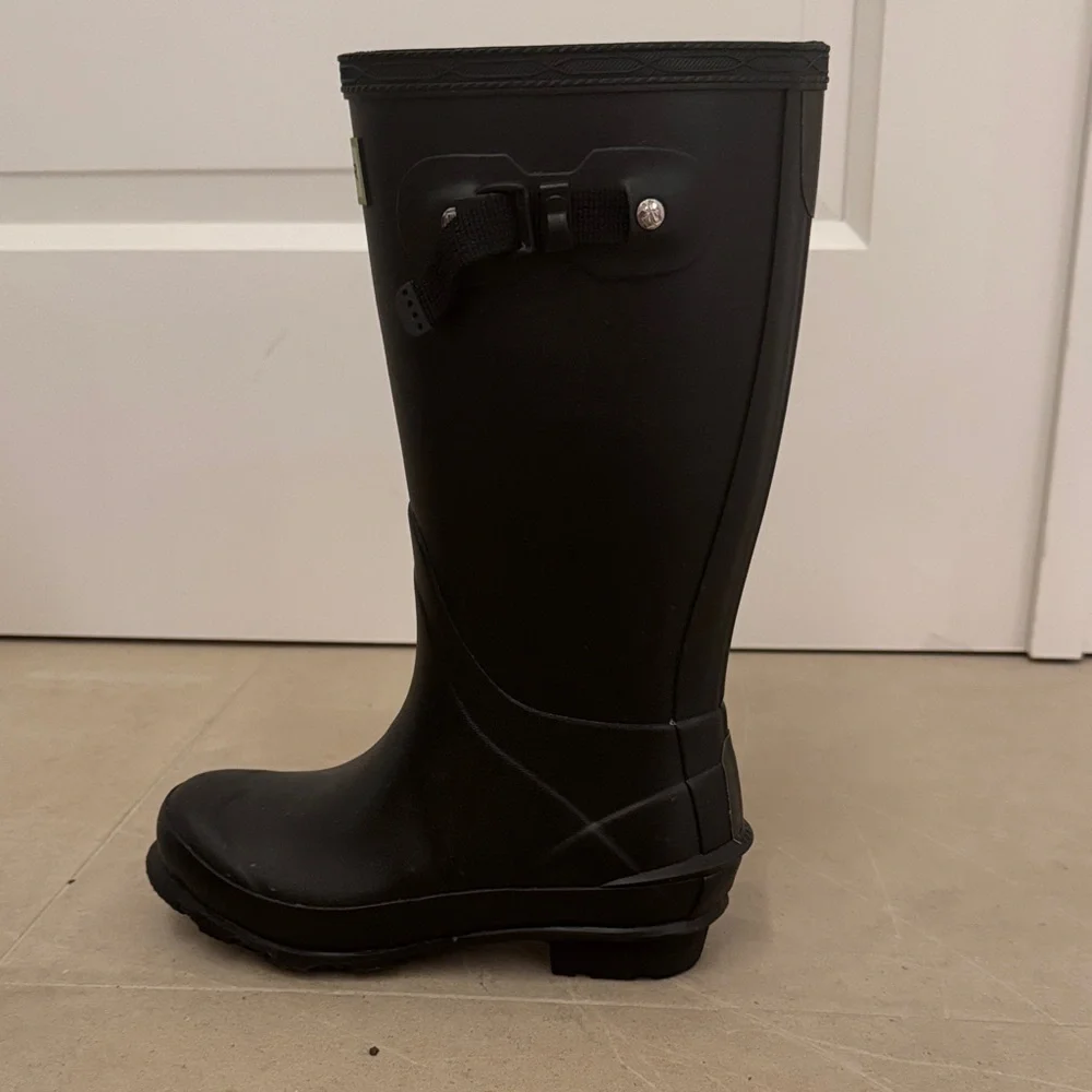 Hunter Classic kids Black Boots - Picture 3 of 6
